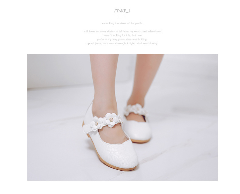 รองเท้าคัทชูสีขาวเด็กหญิง รองเท้าออกงานเด็กผู้หญิง ตกแต่งดอกไม้ สวยเรียบหรู