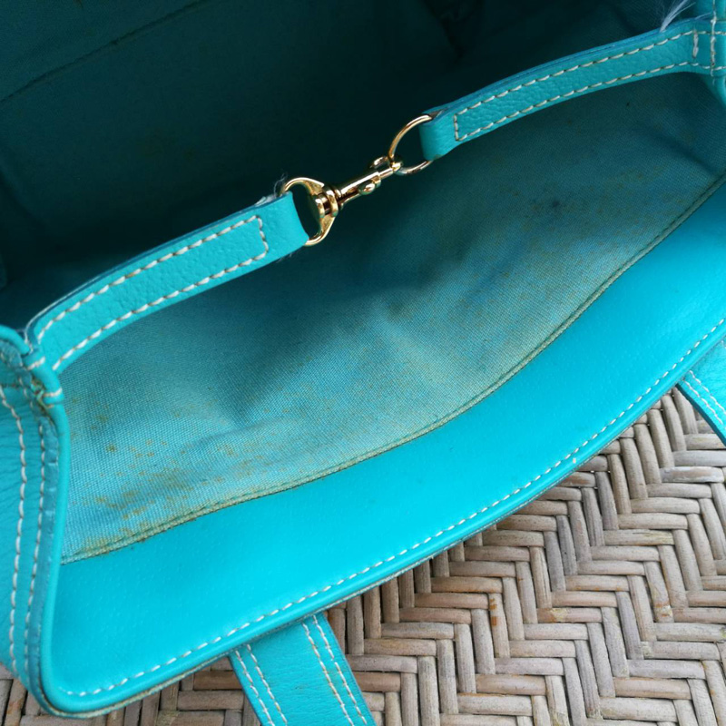 กระเป๋าหนังแท้ Samantha Thavasa แบรนด์แพงงงงง