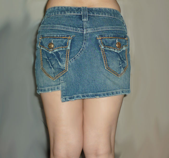 กระโปรงยีนส์สุดเก๋ ชายเหลื่อม น่าใส่ค่ะ 29.5-34-12