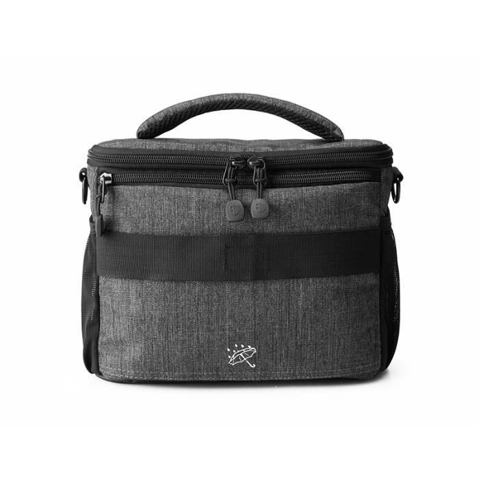 กระเป๋าใส่กล้องถ่ายรูป SLR/DSLR ขนาดกะทัดรัด พร้อมผ้าคลุมกันฝนหรือสิ่งสกปรก (สี Grey) (BAGSMART Compact Camera Shoulder Bag for SLR/DSLR with Waterproof Rain Cover)