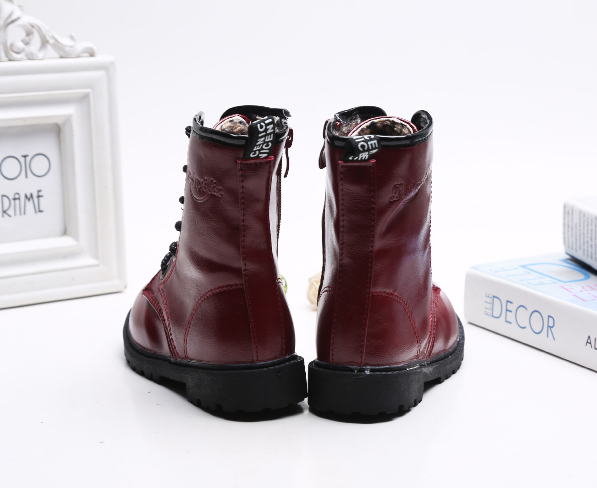 รองเท้าบู๊ทเด็ก สีแดงเบอร์กันดี ผูกเชือกหลอก มีซิปข้าง เท่ห์ หรู Size 27-38