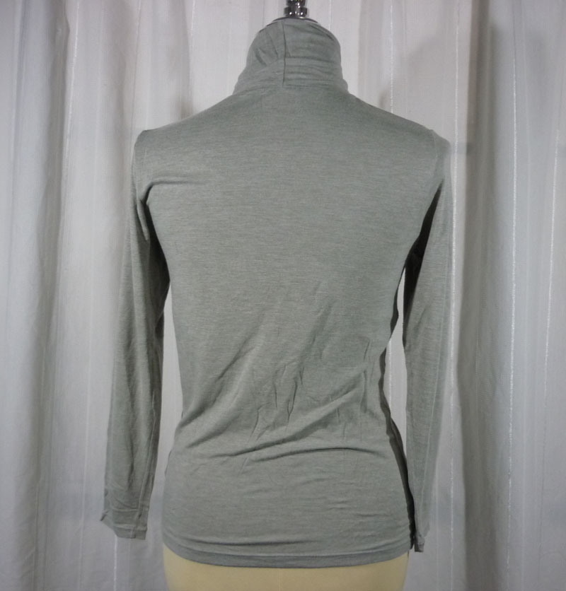 เสื้อฮีทเทคหญิง สีเทา FIBERHEAT Sz M