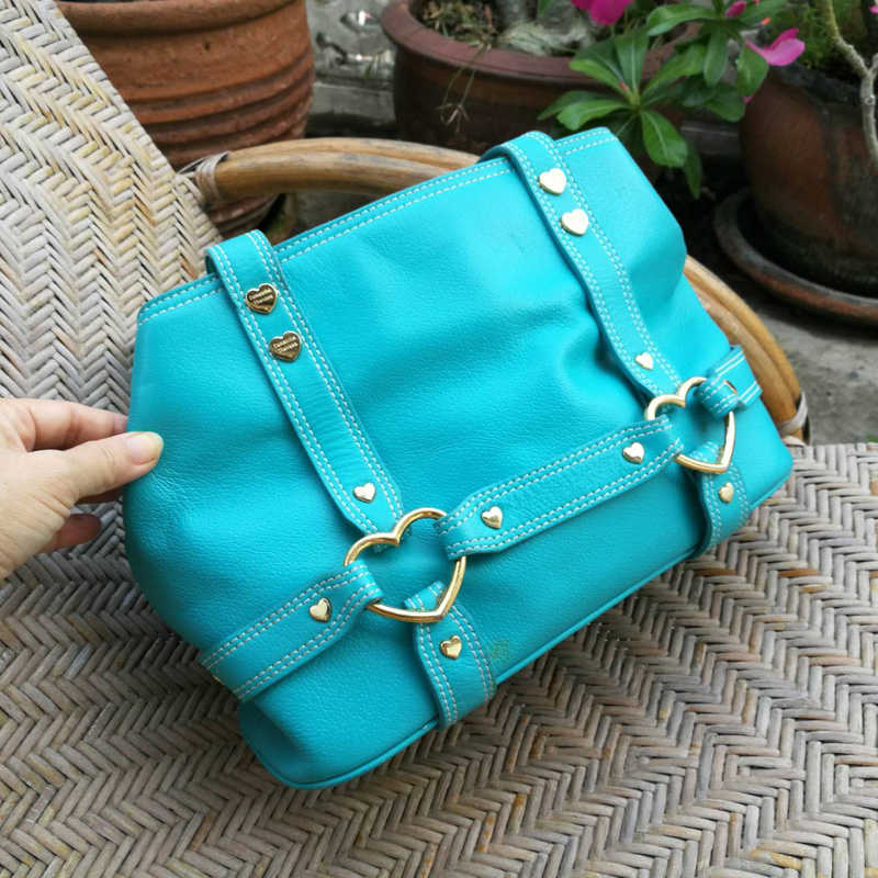 กระเป๋าหนังแท้ Samantha Thavasa แบรนด์แพงงงงง