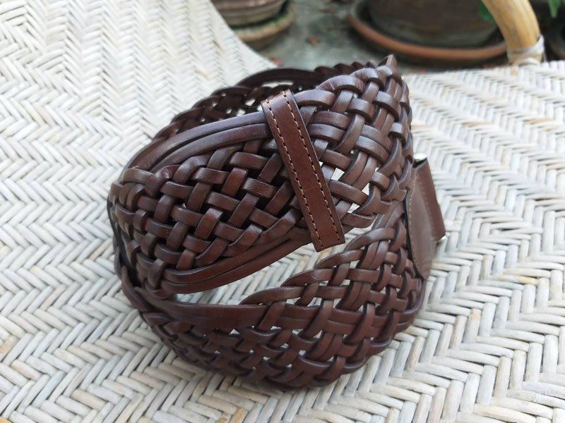 เข็มขัดหนังแท้สานขัด หัวเหล็กสวยมาก ดีไซน์สุดเก๋