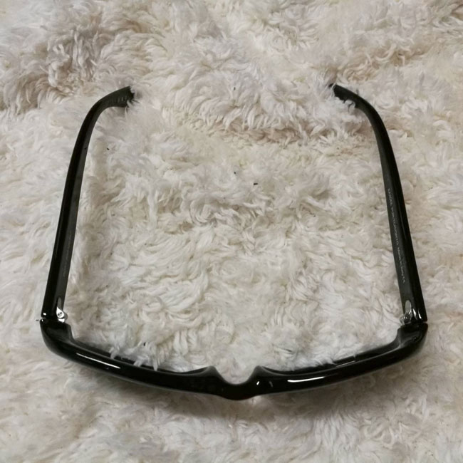 แว่นกันแดด ROXY ของแท้ พร้อมอุปกรณ์