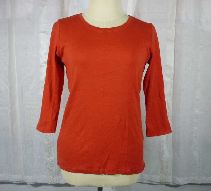 เสื้อแขน 3 ส่วน Uniqlo Sz L ผ้าดีมากๆ