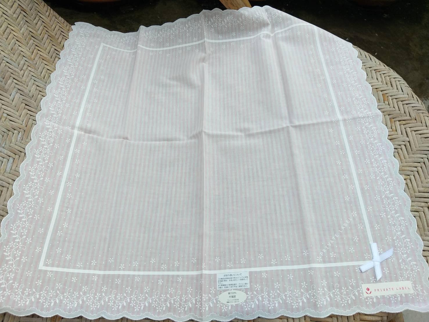 ผ้าเช็ดหน้า PRIVATE LABEL น่ารักมาก คุณหนูค่ะผืนนี้