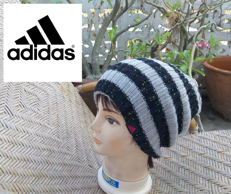 หมวกไหมพรม adidas ใส่ได้ 2 ด้าน