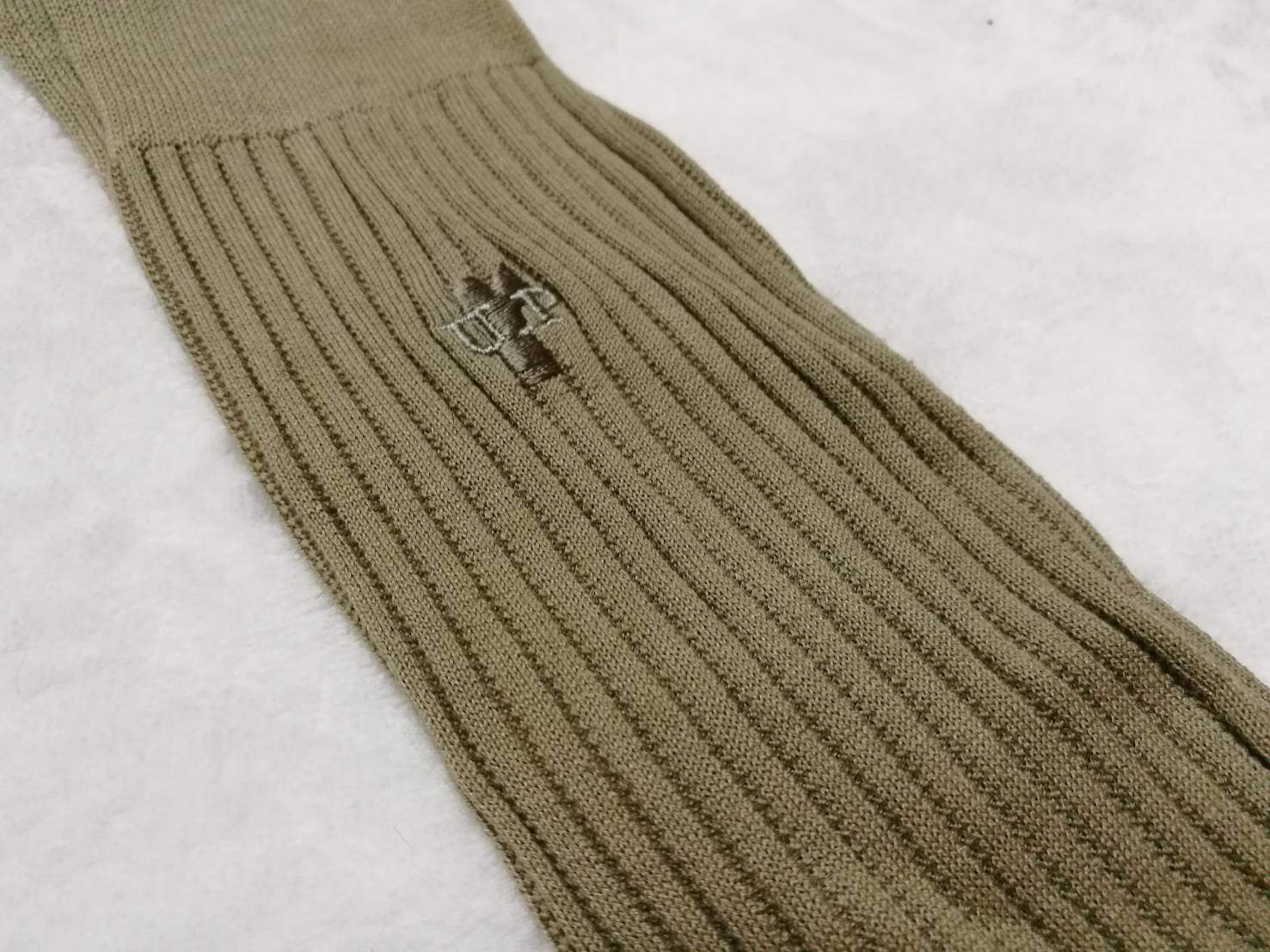 ถุงเท้าชาย renoma สีน้ำตาลทอง