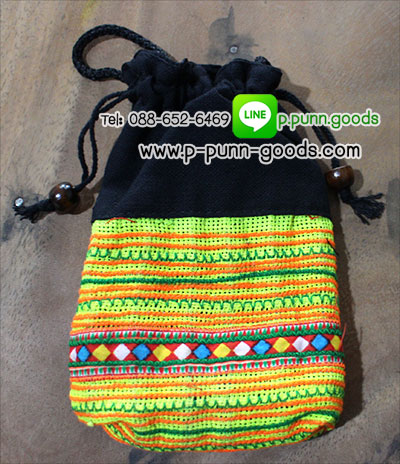 กระเป๋าหูรูดใบเล็ก (งานผ้าชาวเขา Upcycled)
