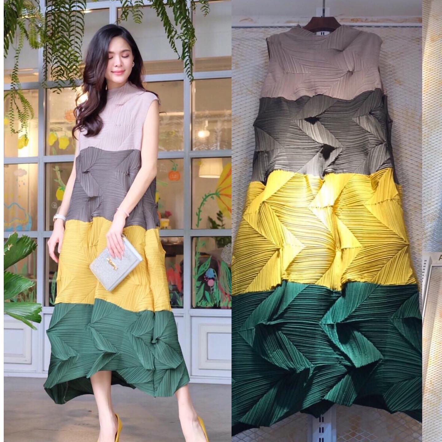 เดรสอัดพลีท ตัวยาวงานสวย Premium 👍🏻 แพตเทิร์นเรียบหรู ทรงแขนกุดตัวยาว สวยงาม ไฮโซวววว . สินค้าคุณภาพ (พร้อมส่ง)