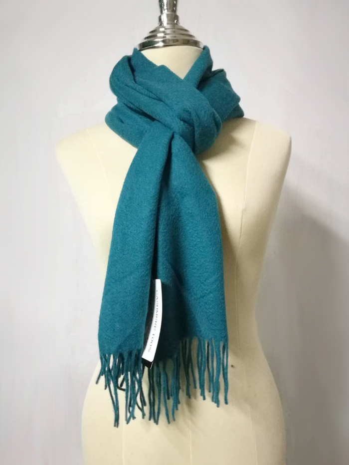 ผ้าพันคอเนื้อ Cashmere สุดนุ่ม (ใหม่ป้ายห้อย)