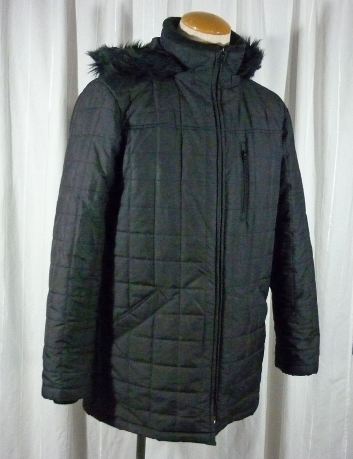 โค้ทนวม Uniqlo M เสื้อสวยมาก ใส่อุ่น