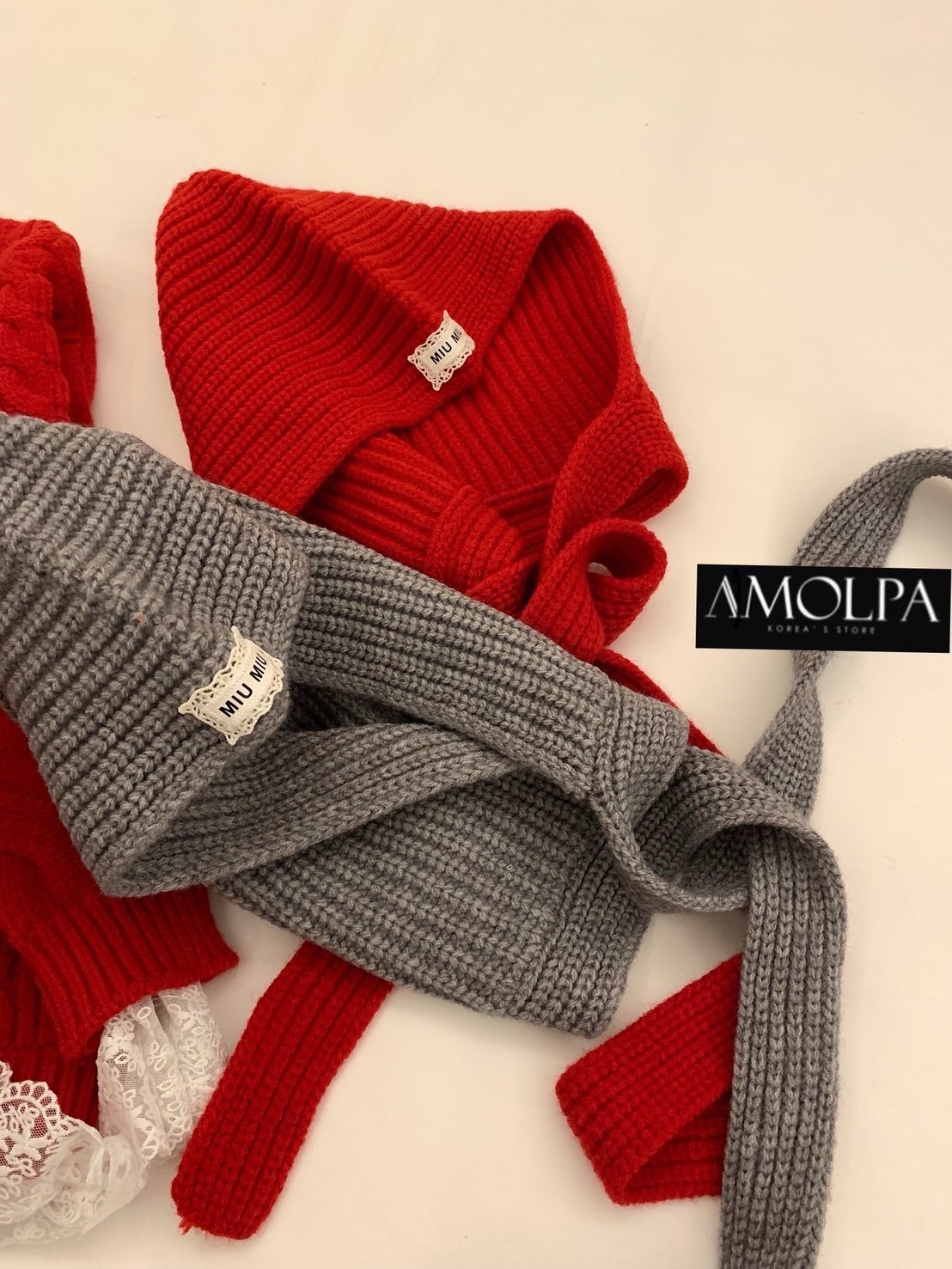 SWEATER MIU MIU +HOOD KNIT SS24 งาน 1 : 1 งานสวยสุดปัง. . ใส่สบาย : สินค้าคุณภาพ (พร้อมส่ง)