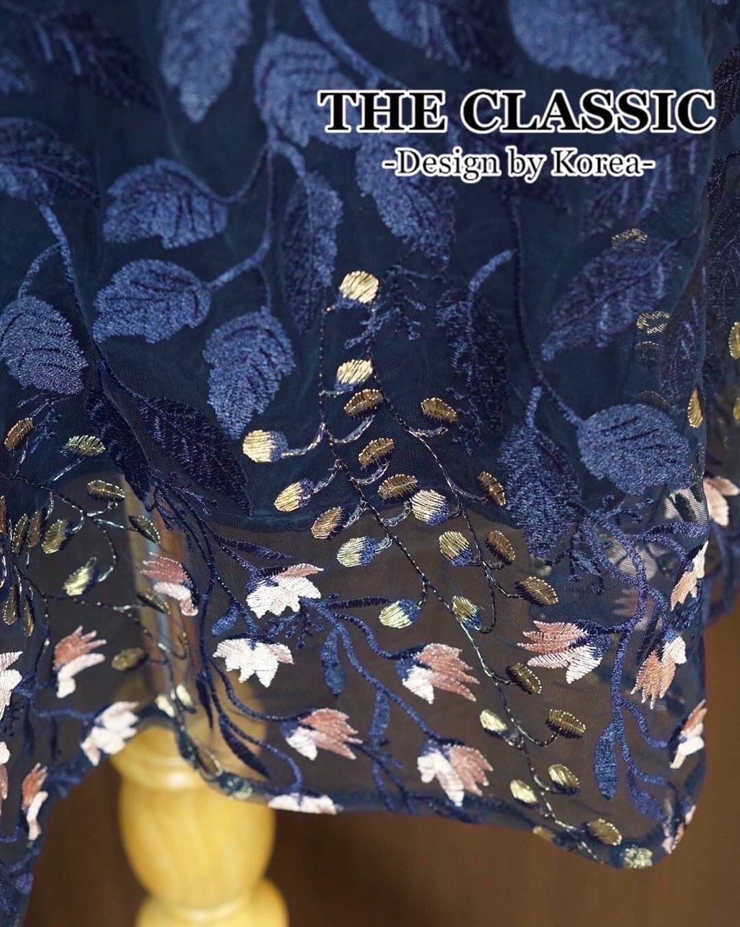 เดรสแขน 3 ส่วน งานปัก ใช้ผ้เนื้อดีปักลวดลายดอกไม้ หลากสีกระจายรอบตัว งานสวยปักแน่นอย่างดีทั้งตัวค่ะ: สินค้าคุณภาพ (พร้อมส่ง)