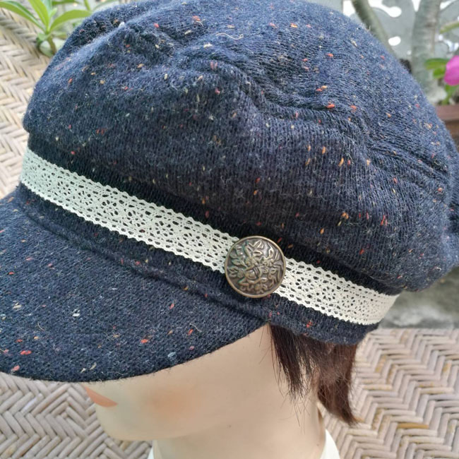 หมวกแก๊ปทรงนิวส์บอย earth music. สวยมาก