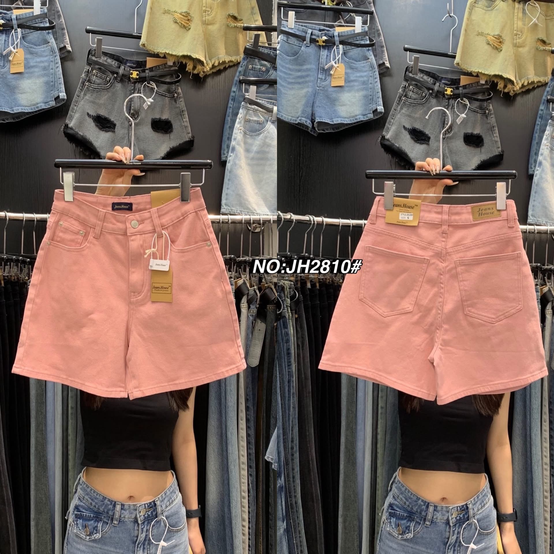 กางเกงยีนส์ทรง 3 ส่วน เอวสูงปรี๊ด (ผ้ายืด )ทรงสวยมากกกก รุ่นนี้ทางร้านแนะนำเลย ใส่เปลี่ยนลุคก็ต้องตัวนี้เลย เอวสูงช่วยให้ขาดูเรียวยาว ใส่สบาย : สินค้าคุณภาพ (พร้อมส่ง)