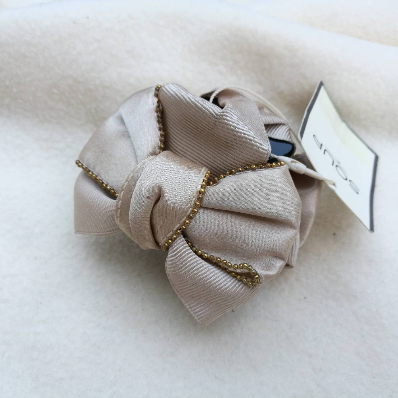 ที่หนีบผม อย่างหรู ใหม่ป้ายห้อย