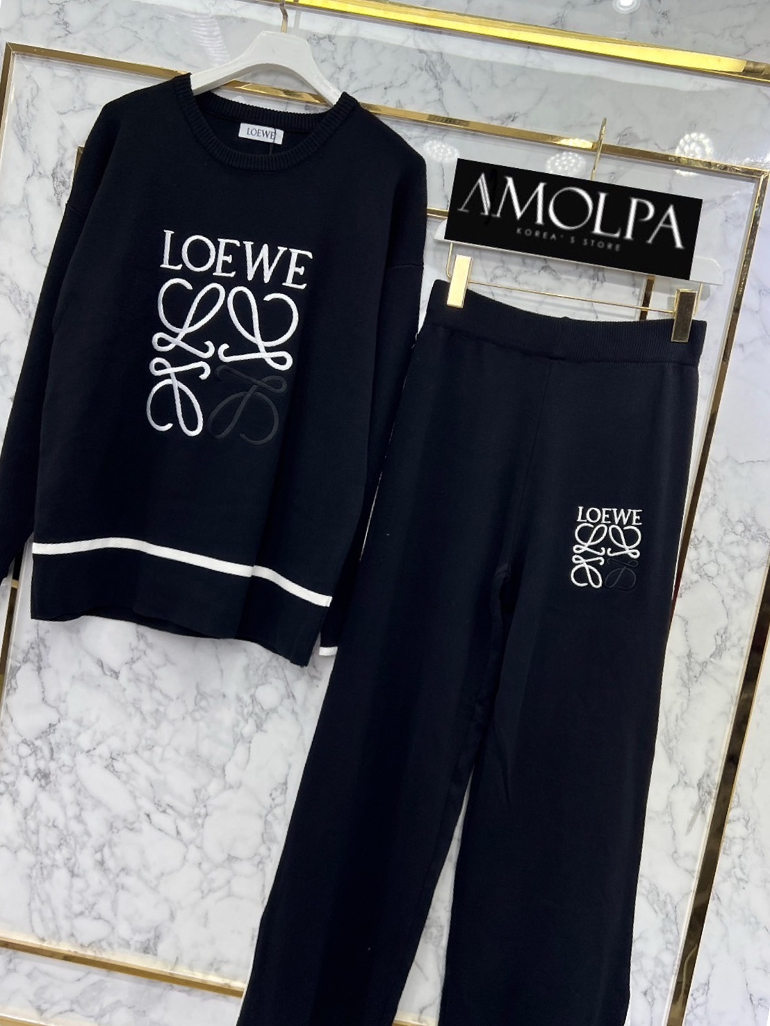 SET LOEWE KNIT งาน HIEND – TOP GRADE ไม่เหมือนใครค่า รุ่นนี้ใส่สบาย เก๋สุดๆ ห้ามพลาดเลยน๊า สวยสุดๆ : สินค้าคุณภาพ (พร้อมส่ง)