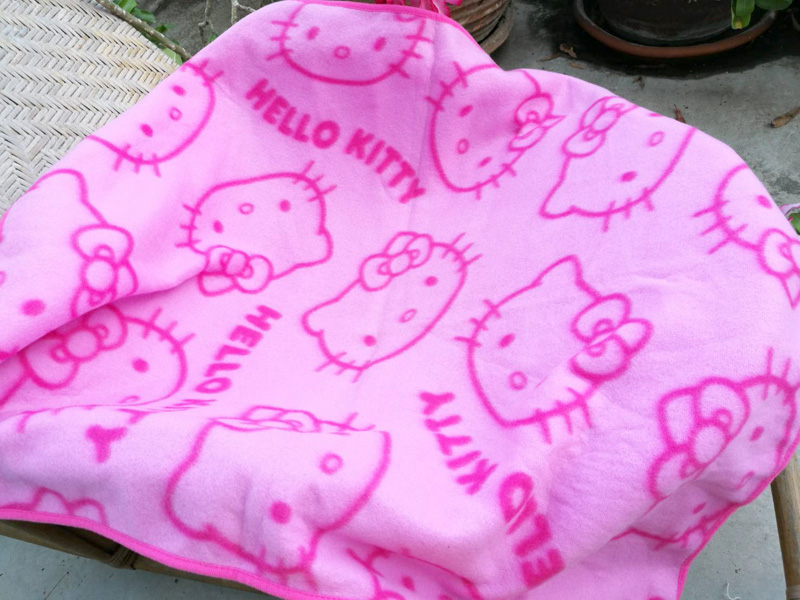 ผ้าห่มเด็ก Hello Kitty ลิขสิทธิ์แท้ (ของใหม่)
