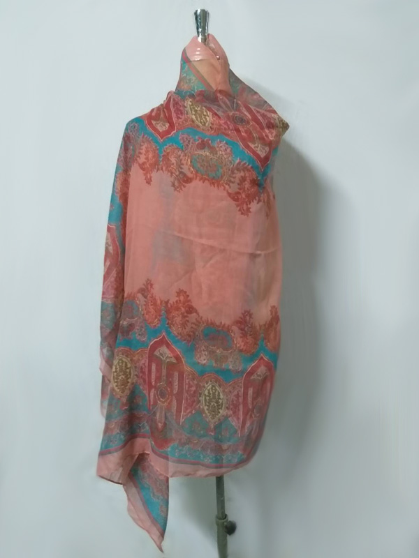 ผ้าคลุมไหล่ผืนใหญ่ je crois soi สวยมาก (ของใหม่)