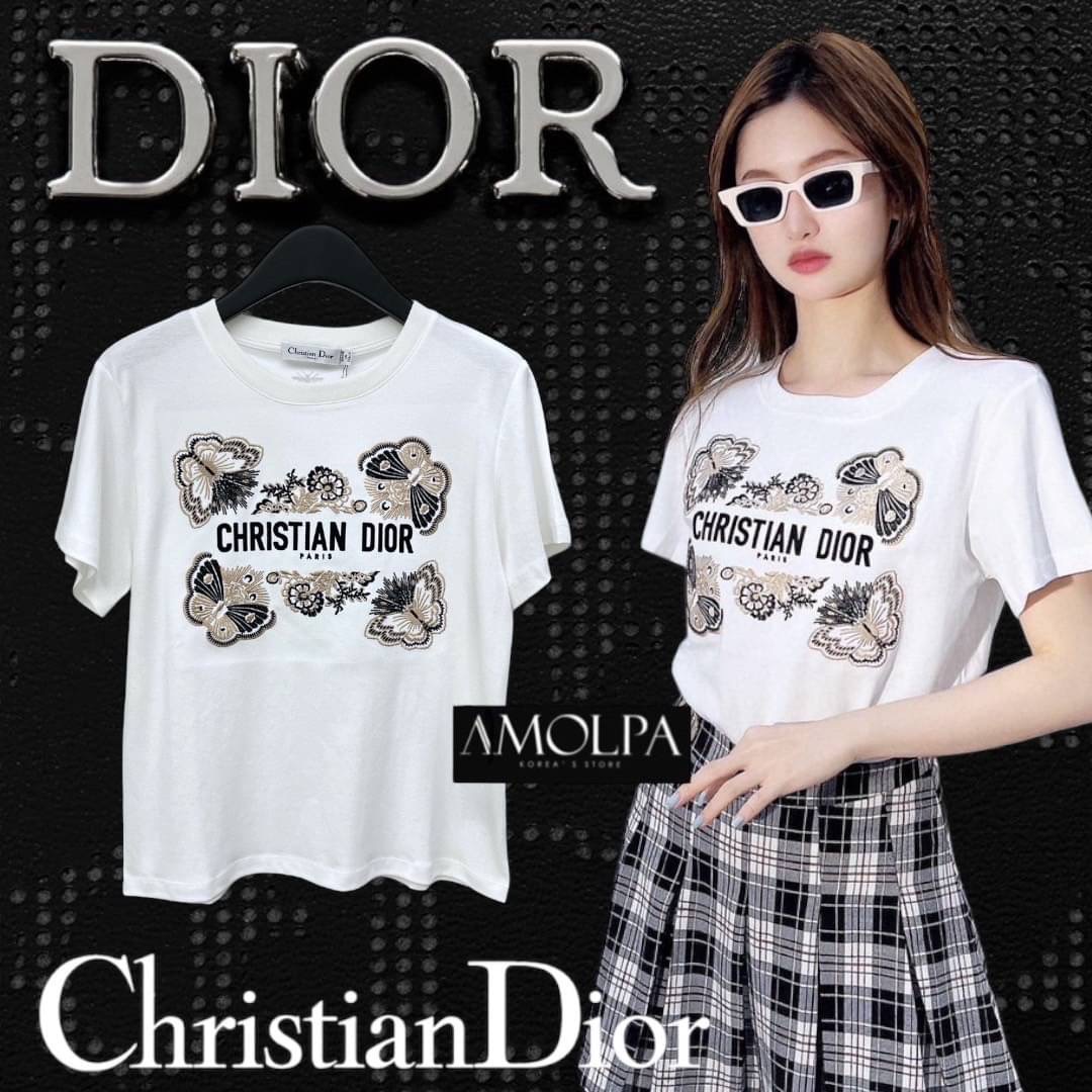 เสื้อยืด CD. งานปักแน่นๆ สวยเด่น ลายใหม่ชนช๊อปป สวยม๊ากกกกก เนื้อผ้าดีมากๆ ค่ะ ผ้าเย็นๆ ใส่สบายสุดๆ ใส่สบาย : สินค้าคุณภาพ (พร้อมส่ง)