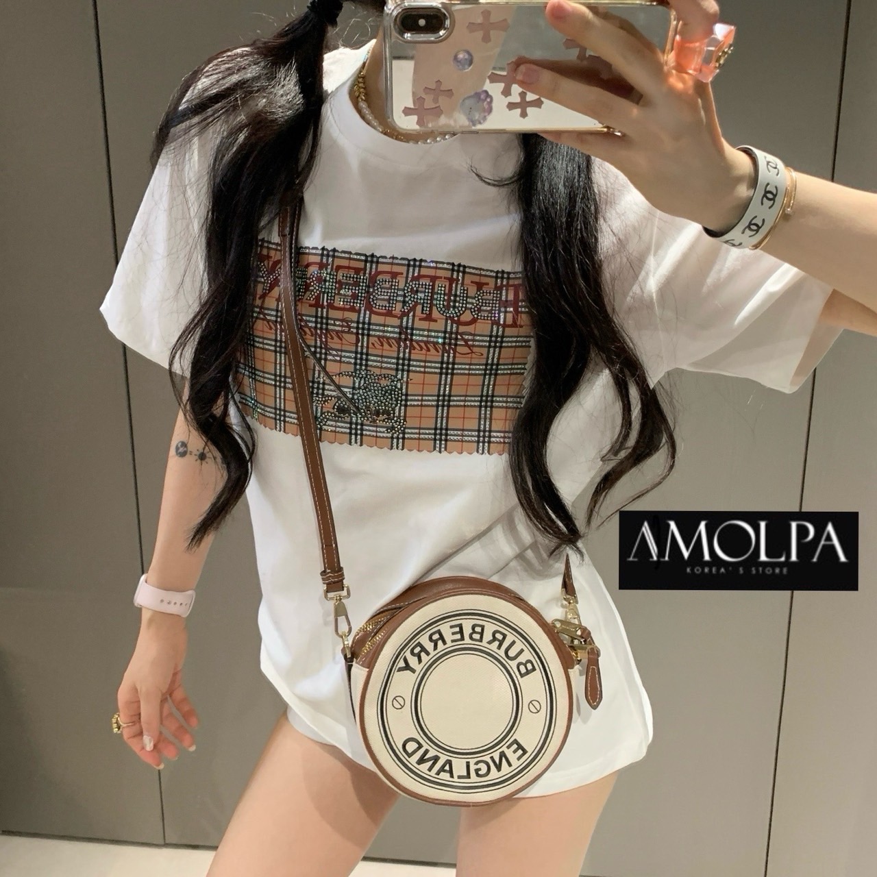 เสื้อยืด BB ปักLOGO หน้าอกลายBBเพชร แน่น สวยเด่น ลายใหม่ชนช๊อปป สวยม๊ากกกกก เนื้อผ้าดีมากๆค่ะ ผ้าเย็นๆ ใส่สบายสุดๆ ใส่สบาย : สินค้าคุณภาพ (พร้อมส่ง)