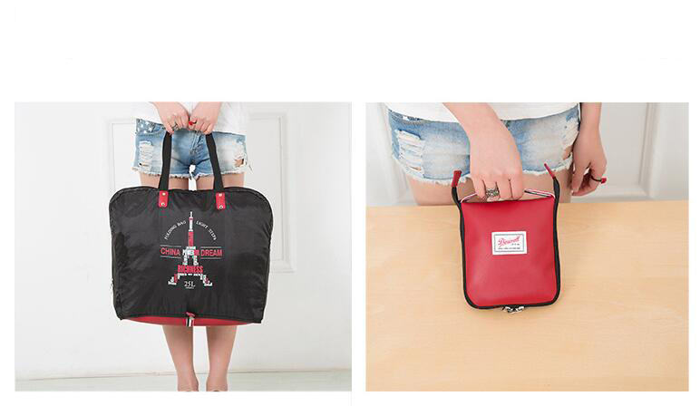 DINIWELL กระเป๋าช้อปปิ้ง กระเป่าเดินทางพับเก็บได้ ความจุ 25 ลิตร ผลิตจากไนล่อนกันน้ำแข็งแรง มี 2 ลายให้เลือก