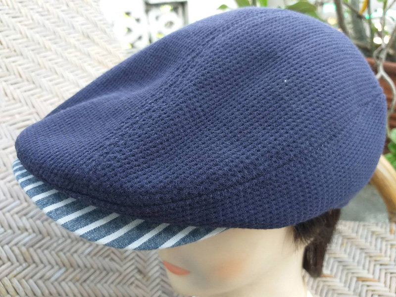 หมวกติงลี่ หมวกแฟลตแค็ป สวยมากๆ ใบนี้ 59ซม.