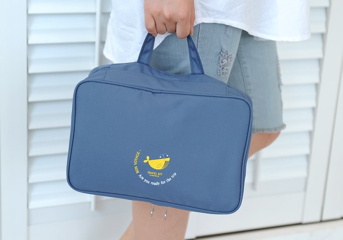 กระเป๋าใส่อุปกรณ์อาบน้ำ คุณภาพดี แขวนได้ สำหรับเดินทาง ท่องเที่ยว พกพาสะดวกมี 4 สี 4 ลายให้เลือก