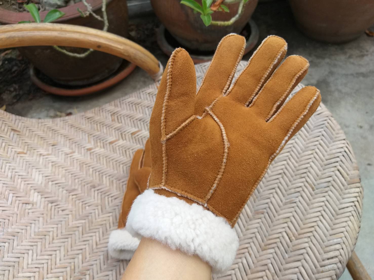 ถุงมือหนังชามัวร์ บุขนหนา อุ่นถึงติดลบ