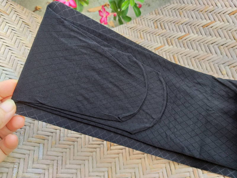 ถุงน่อง Uniqlo ลายข้าวหลามตัด สวยมาก