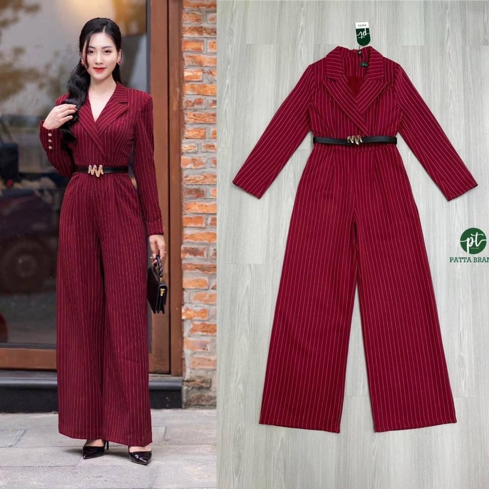 จั้มสูทแขนยาวขายาว สีแดงลายทาง ทรงเข้ารูปสวยมีกระเป๋า2ข้างล้วงได้เก๋ๆ ( มีซิปหลังอย่างดี ) มีเข็มขัดดำหัวทองใส่ปรับเข้ารูปให้ทรงสวย ใส่สบาย : สินค้าคุณภาพ (พร้อมส่ง)