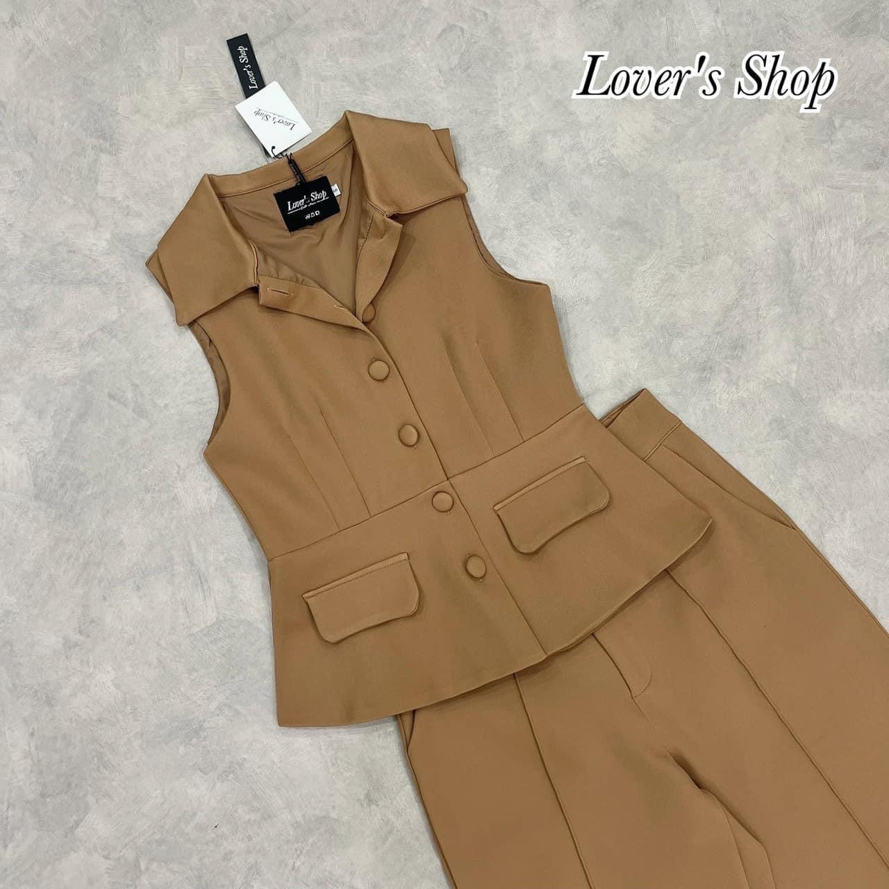 Set.2ชิ้น ลุคเรียบหรูดูผู้ดี ตัวเสื้อเป็นทรงคอปก กระดุมหน้า ทรงเข้ารูป มีซับในอย่างดีค่ะ มาพร้อมกางเกงเอวสูง ทรงขากระบอกกลาง ใส่สบาย : สินค้าคุณภาพ (พร้อมส่ง)