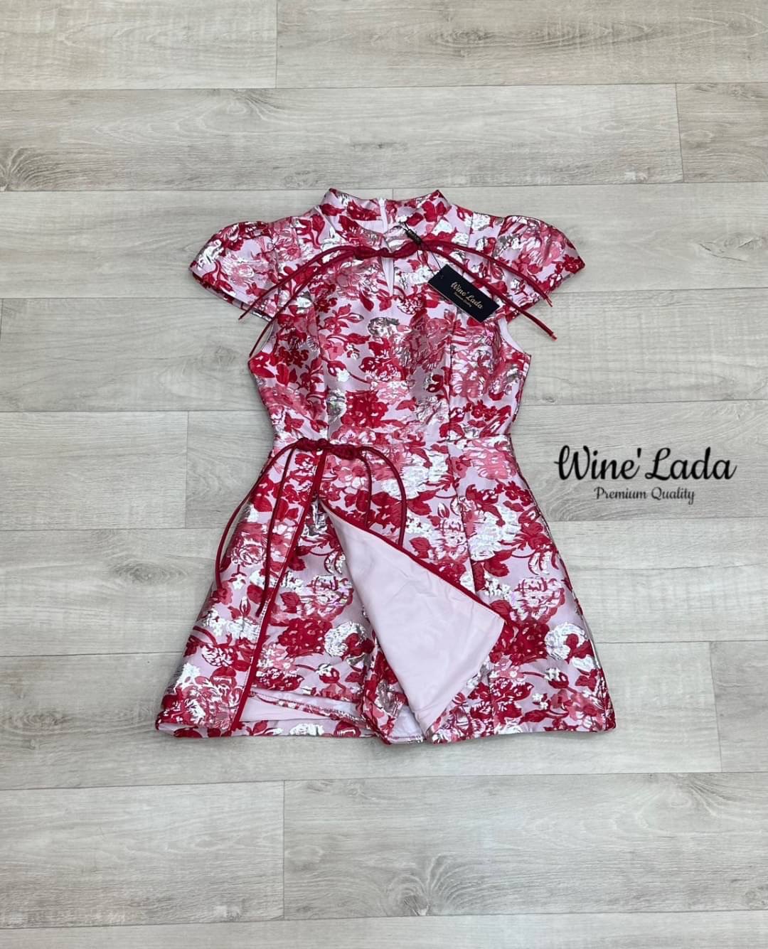 จั๊มสูทขาสั้นด้านนอกเหมือนใส่เดรส ใช้ผ้า jacqua ทั้งตัว ใส่สบาย : สินค้าคุณภาพ (พร้อมส่ง)