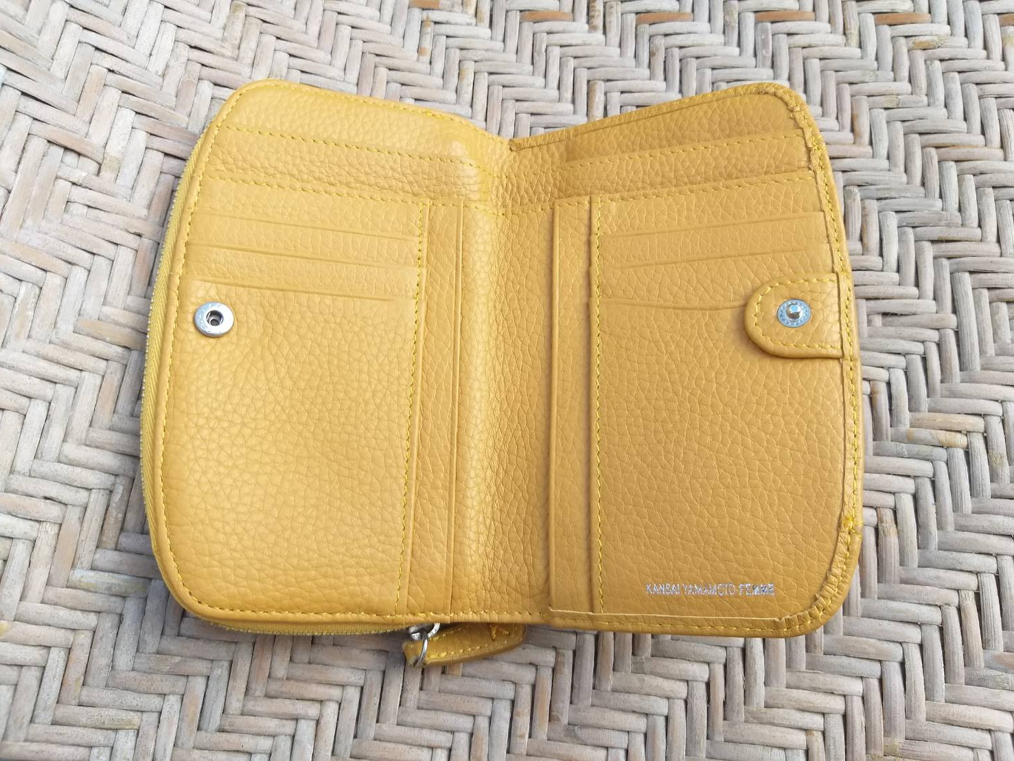 กระเป๋าสตางค์ KANSAI YAMAMOTO FEMME