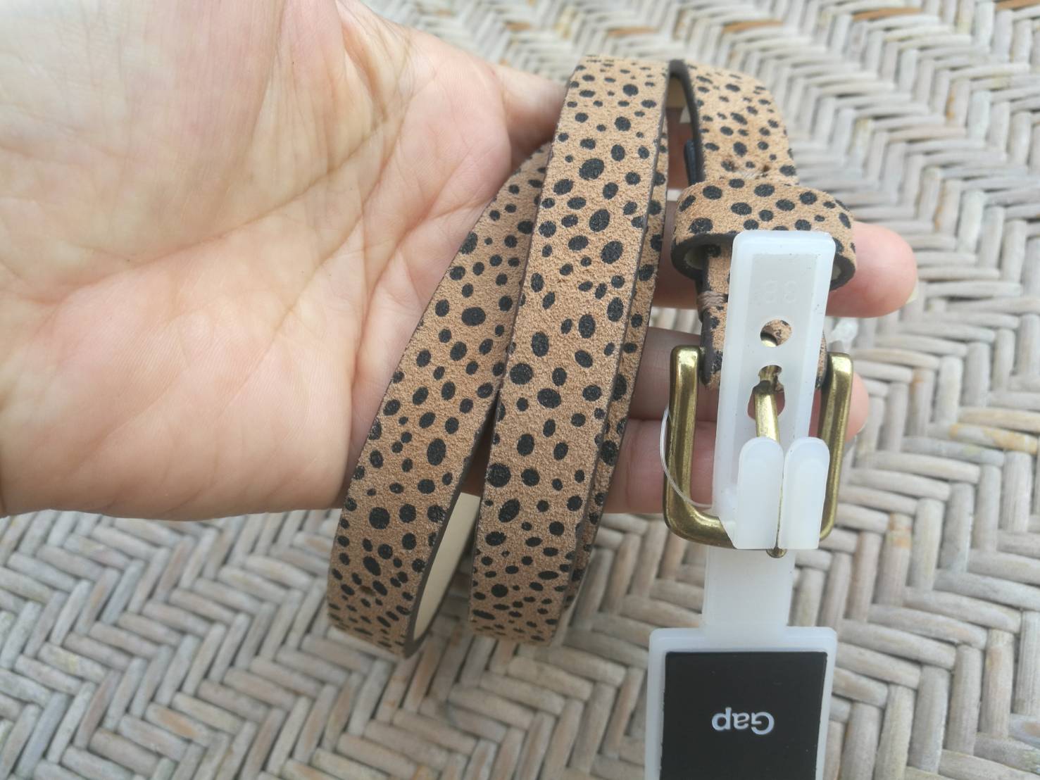 เข็มขัดหนังวัวแท้ GAP สวยน่ารักมาก (ของใหม่)