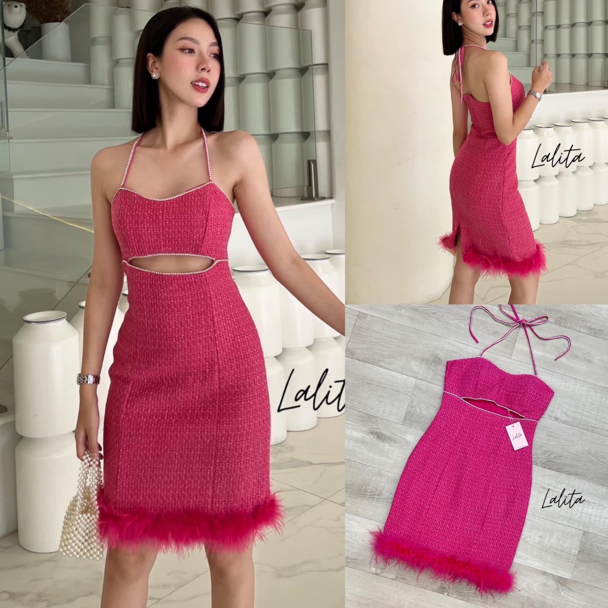 Dress เดรสสายเดี่ยวเพชร ใช้ผ้าทวิตทรงสอบ เว้าเอวเล็กน้อย เซ็กซี่เบาๆ ปลายกระโปรงแต่งขนนก ฟรุ้งฟริ้งมากค่ะ ผ้าดีมาก ทรงสวยมาก สินค้าคุณภาพ (พร้อมส่ง)