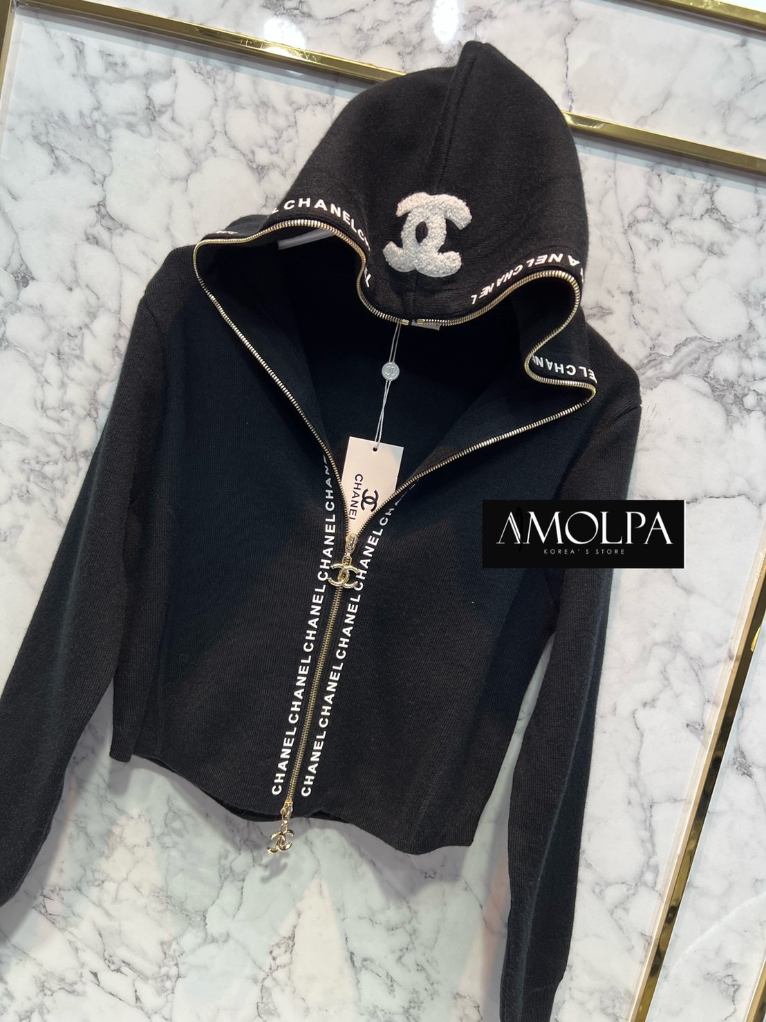 JACKET CHANEL KNIT งานhiend งานสวยสุดปัง ชนช๊อป สวยจี๊ด เนื้อผ้าดีม๊าก ผ้าใส่สบายมากกกก ห้ามพลาด ใส่สบายสุดๆ ใส่สบาย : สินค้าคุณภาพ (พร้อมส่ง)