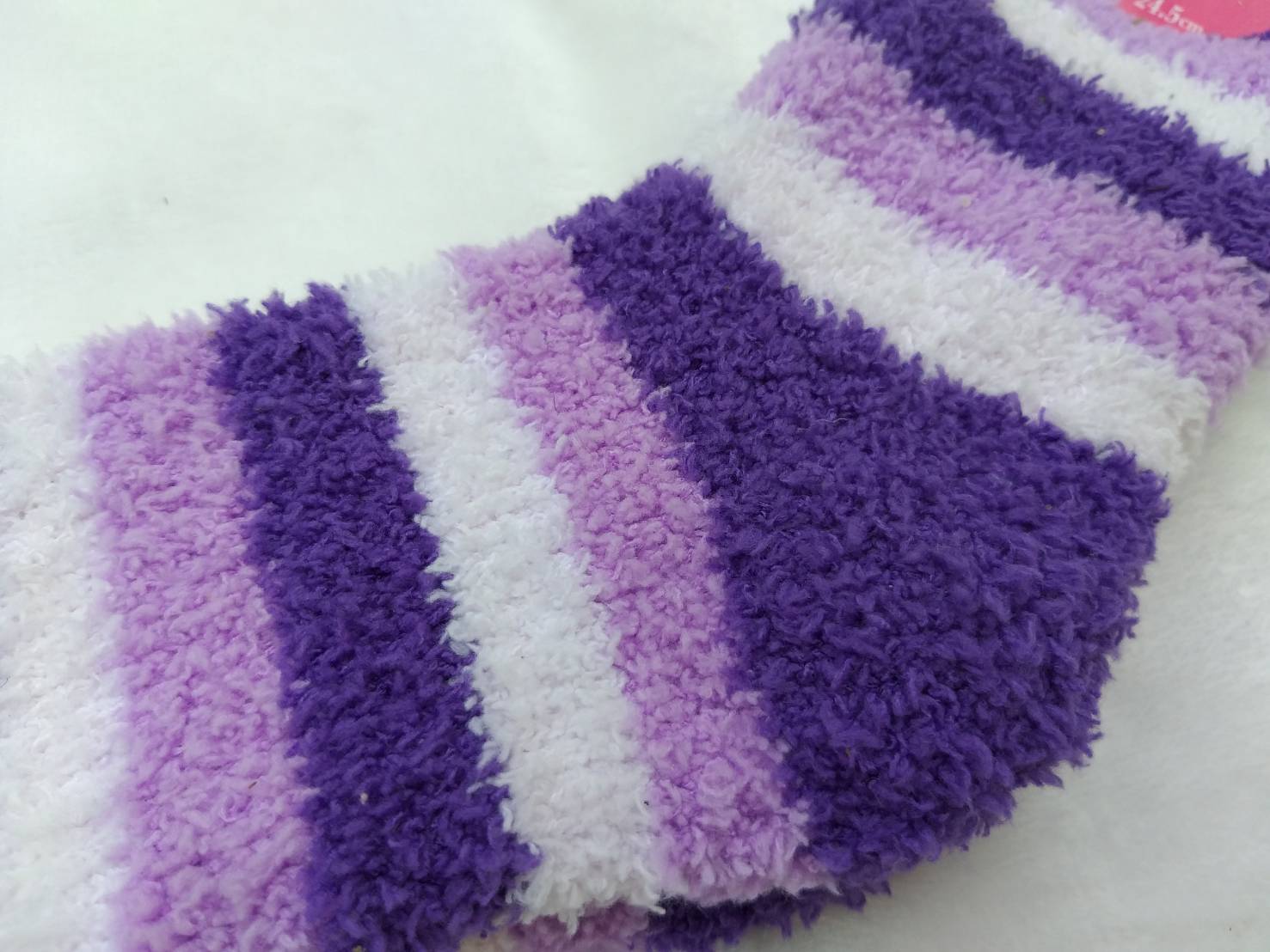 ถุงเท้าเนื้อขนสุดนุ่ม ยืดหยุ่นดีมาก อุ่นสุดๆ