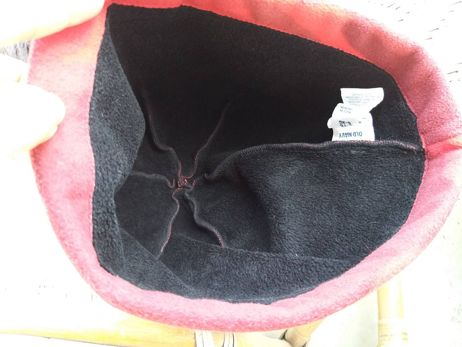 หมวกผ้าฟลีซหนานุ่ม OLD NAVY ลายพรางแดง สวยสุด