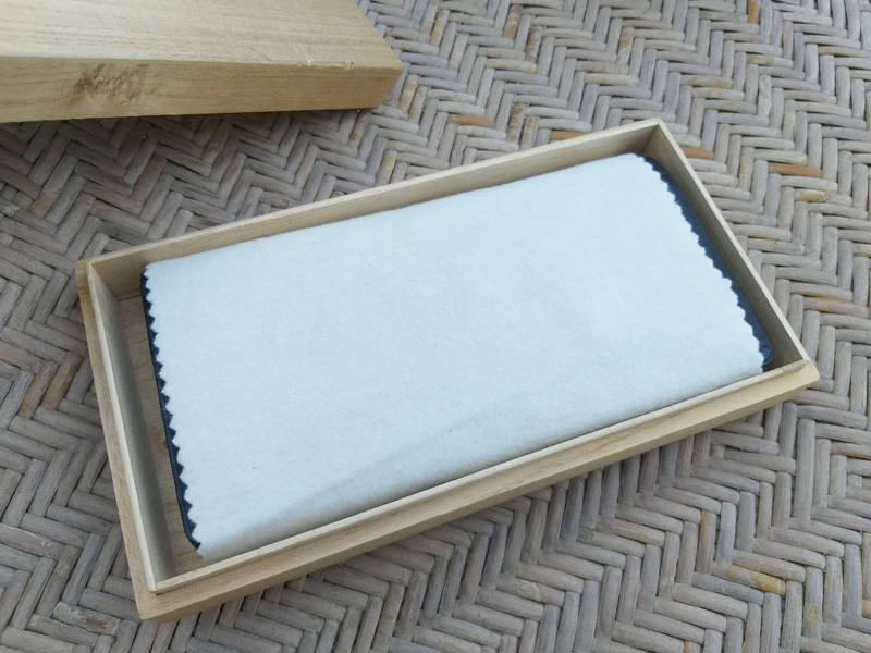 กระเป๋าใส่แบงค์ ใส่เอกสาร หนังนกกระจอกเทศ /ของใหม่/