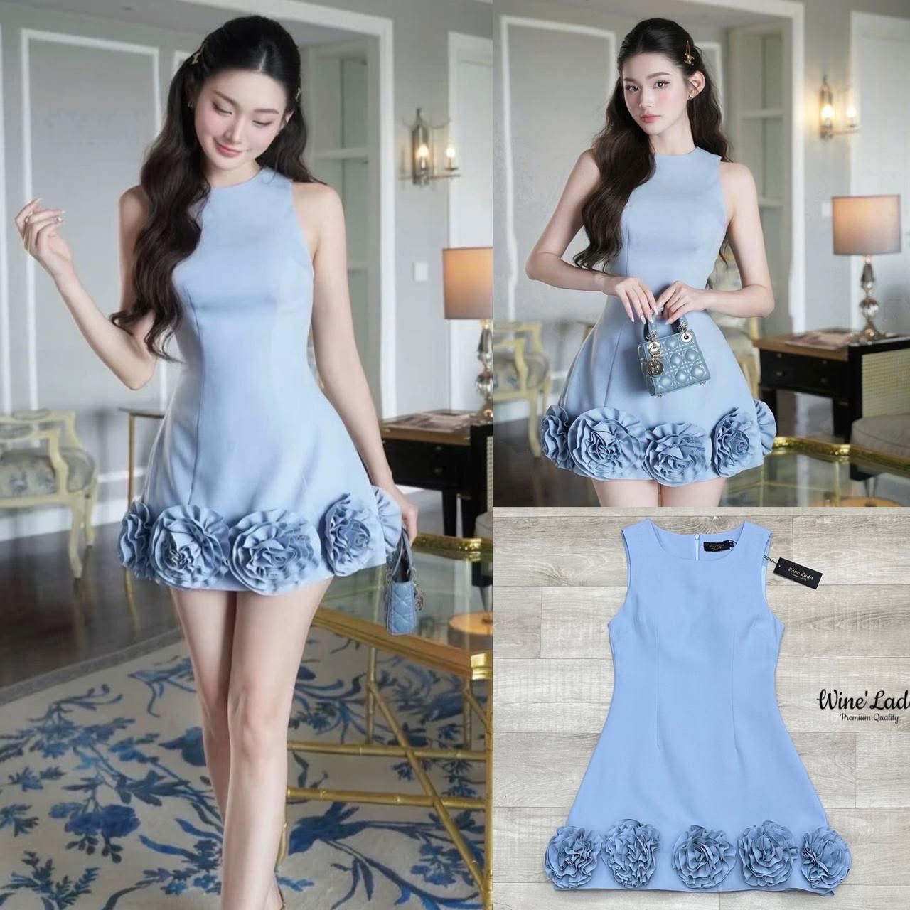 Dress . มินิเดรส เดรสสั้นแขนกุดสีฟ้าละมุน ปลายกระโปรงแต่งดอกไม้ 3 มิติ ดูอลังมากเว่อร์ งานสวย ผ้าดี ทรงสวยมากค่ะ ใส่ง่ายมีซิปหลัง ใส่สบาย : สินค้าคุณภาพ (พร้อมส่ง)