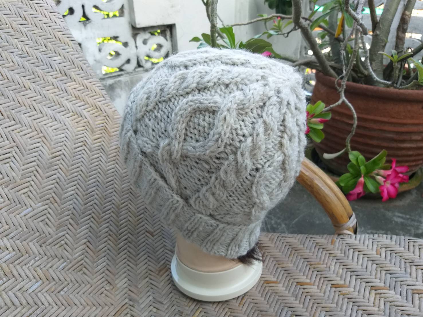 หมวกไหมพรมขนสัตว์ อุ่นสุดๆ ใบนี้ (ของใหม่)