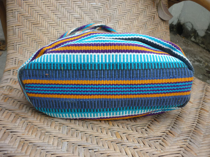 กระเป๋าผ้าทอ สวยน่าใช้มาก