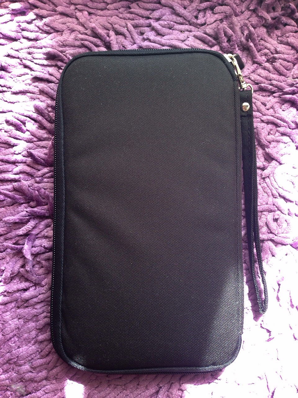 กระเป๋าใส่พาสปอร์ต กระเป๋าใส่หนังสือเดินทาง อเนกประสงค์ มีสายคล้องมือ ใส่เอกสารได้เยอะ พกพาสะดวก กันน้ำ คุณภาพดี