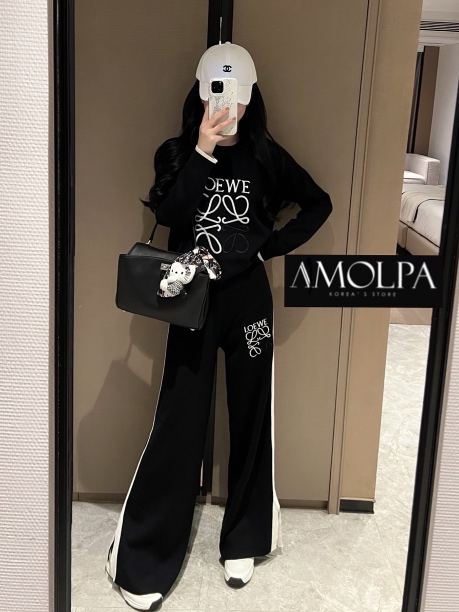 SET LOEWE KNIT งาน HIEND – TOP GRADE ไม่เหมือนใครค่า รุ่นนี้ใส่สบาย เก๋สุดๆ ห้ามพลาดเลยน๊า สวยสุดๆ : สินค้าคุณภาพ (พร้อมส่ง)