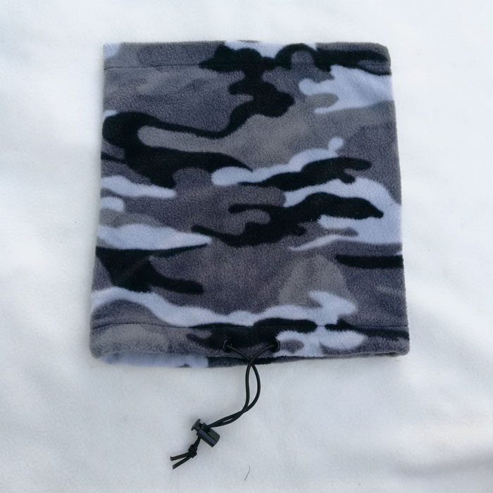ที่อุ่นคอผ้าฟลีซลายพราง โทนขาวดำ (ของใหม่)