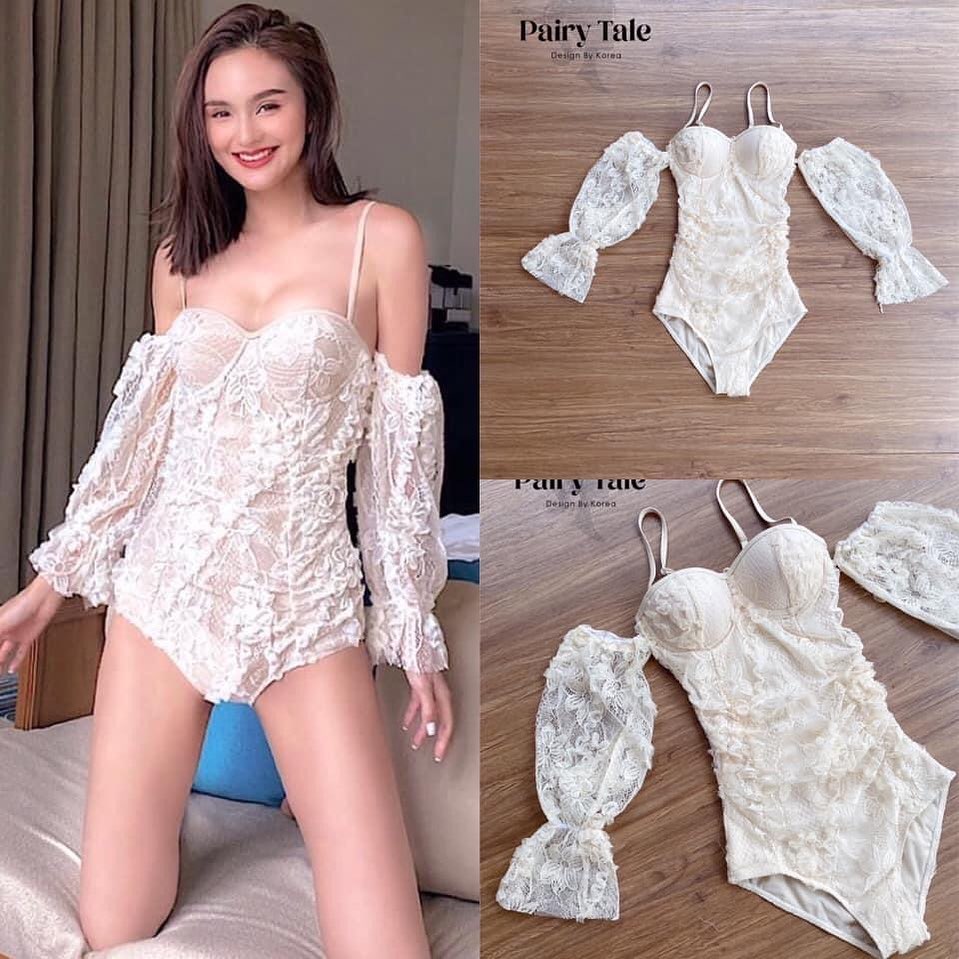 ชุดว่ายน้ำพร้อมเสริฟแล้วววค่าาา ชุดที่สวยหรูดูแพงง มีความน่ารักกสไตล์เกาหลีมากๆ ตัวชุดเป็นดอกไม้3D. แขน สามารถถอดได้ : สินค้าคุณภาพ .พร้อมส่ง