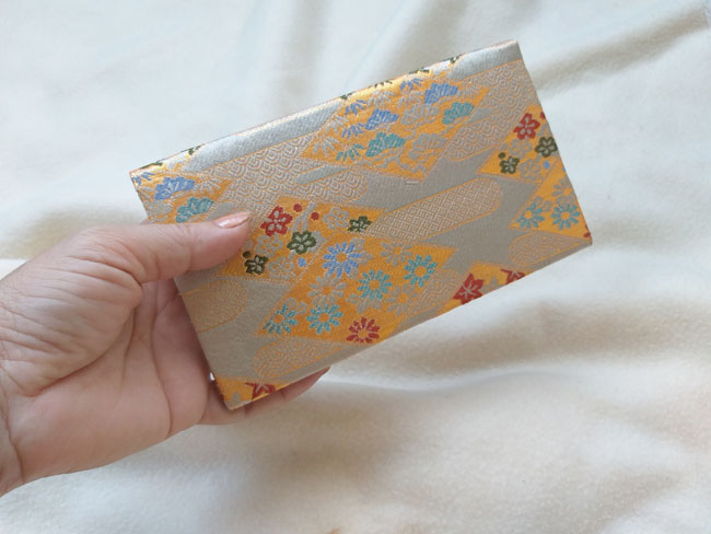 กระเป๋าใส่แบงค์ ใส่เอกสาร ใส่บัตร สวยมาก /ของใหม่/